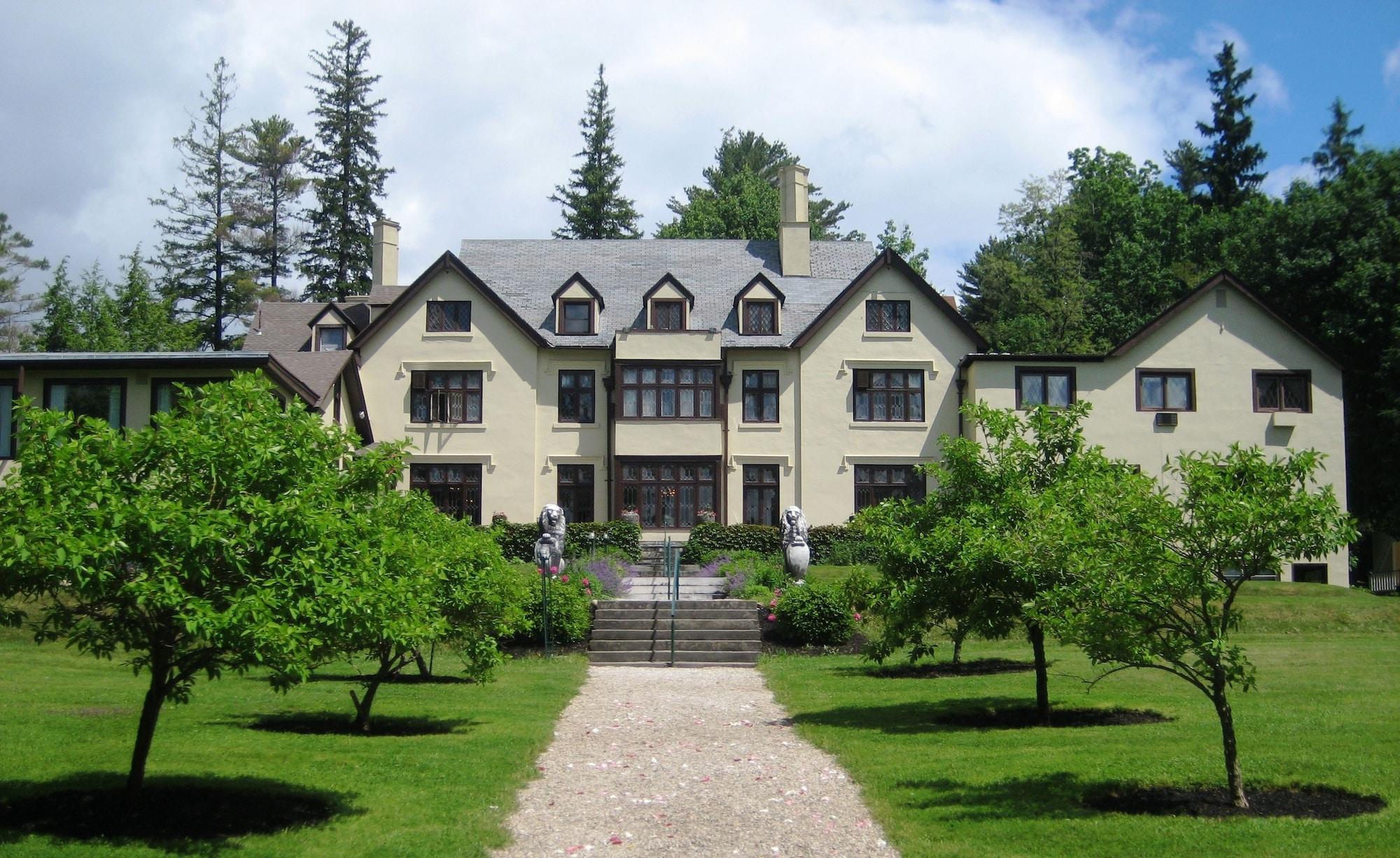 Seven Hills Inn Lenox Eksteriør bilde